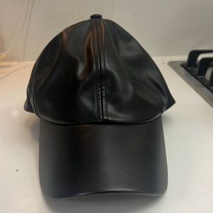 aritzia wilfred free pleather baseball cap